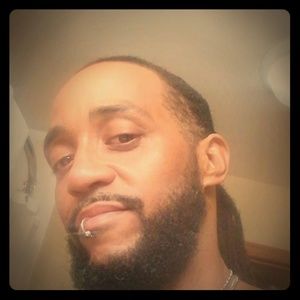 Me....,jt kidding,I joke alot